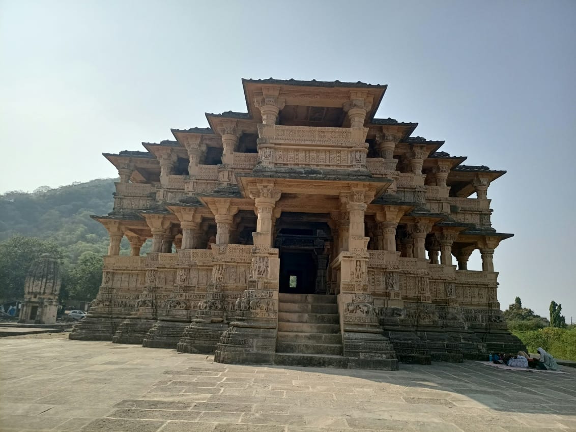Naulakha Temple